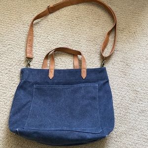 Thirty-one denim shoulder bag